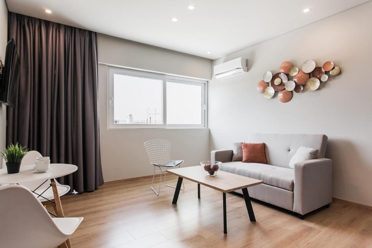 Wyz Attiki Aparthotel Athènes Extérieur photo