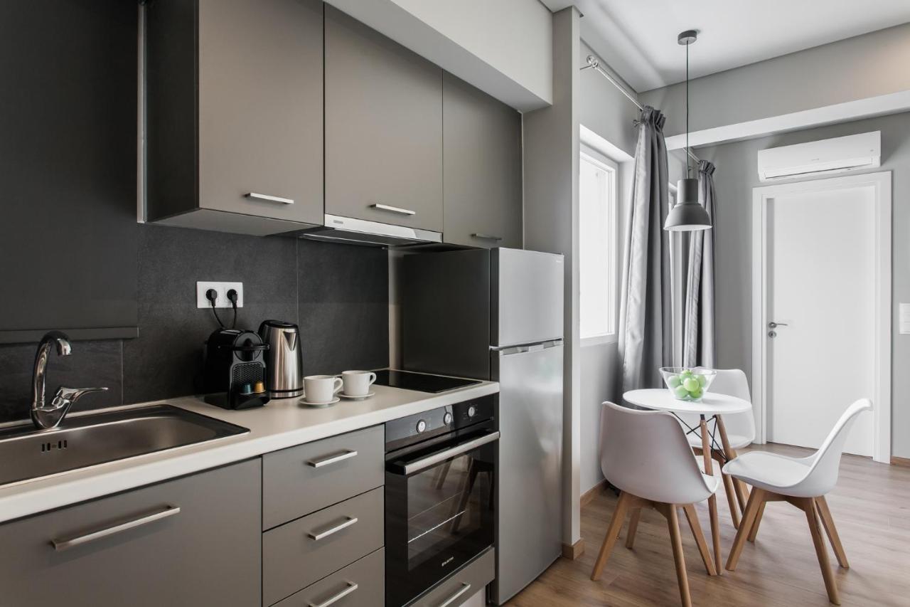 Wyz Attiki Aparthotel Athènes Extérieur photo