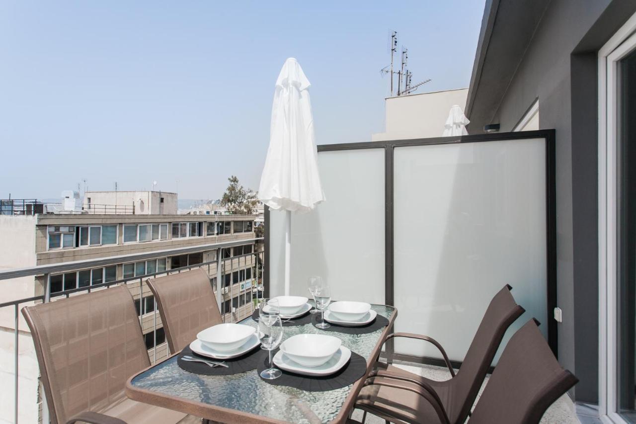 Wyz Attiki Aparthotel Athènes Extérieur photo