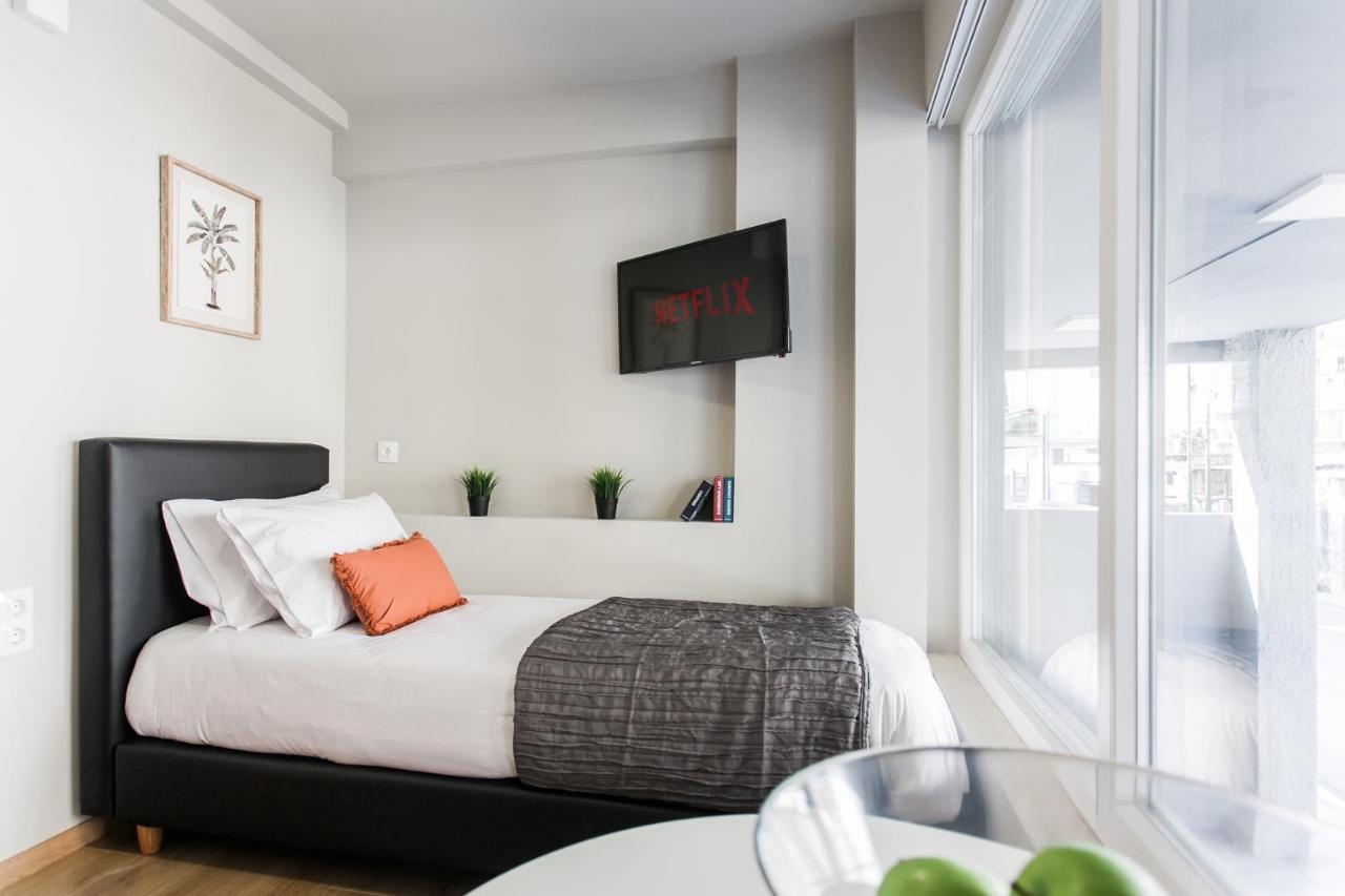 Wyz Attiki Aparthotel Athènes Extérieur photo