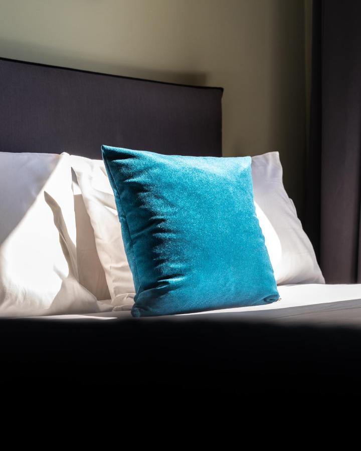 Wyz Attiki Aparthotel Athènes Extérieur photo